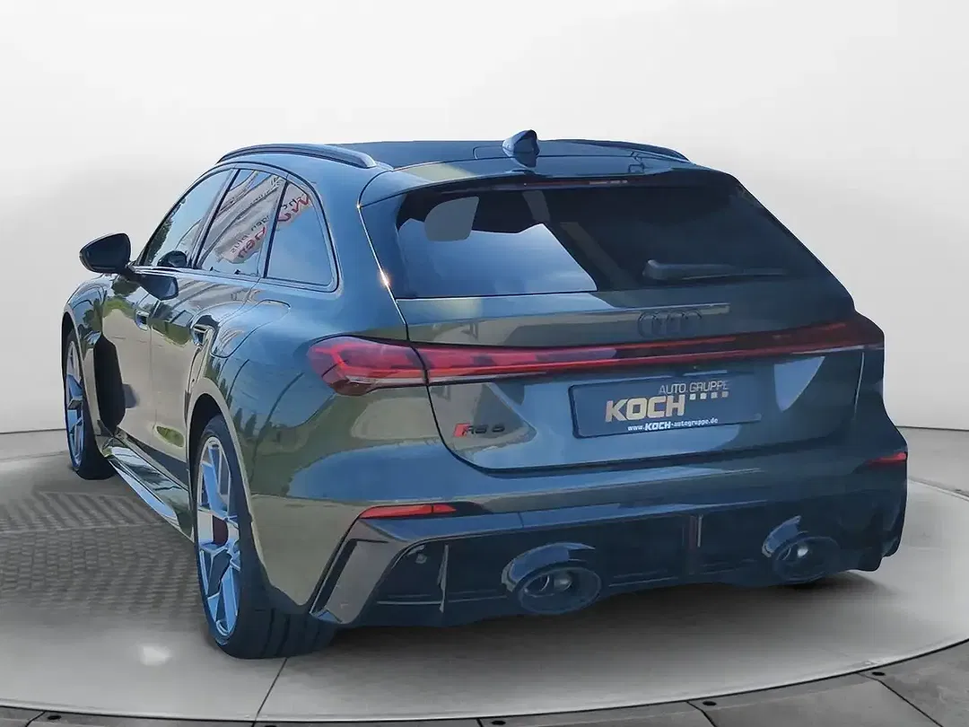 Audi RS5 - Thumbnail 6