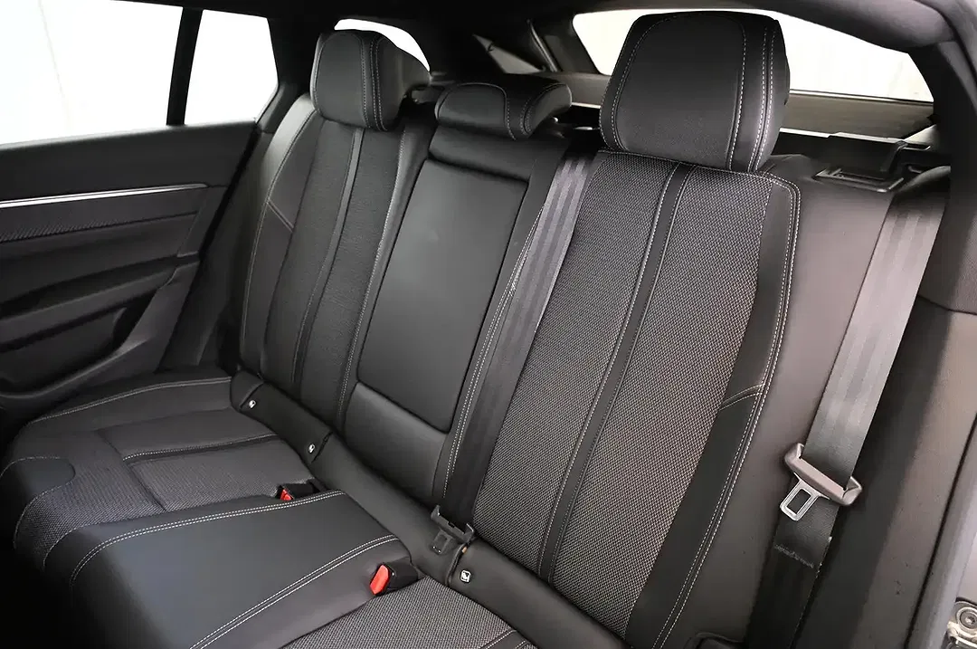 Peugeot 508 225 e-EAT8 PHEV Allure SW - Thumbnail 24