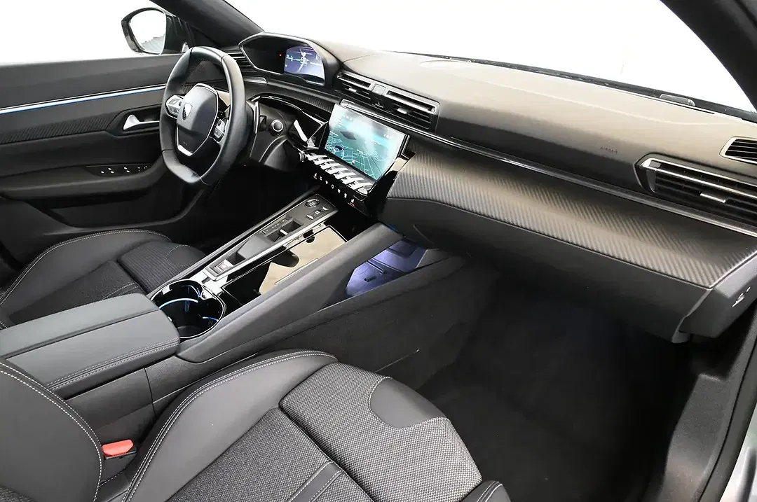 Peugeot 508 225 e-EAT8 PHEV Allure SW - Thumbnail 34