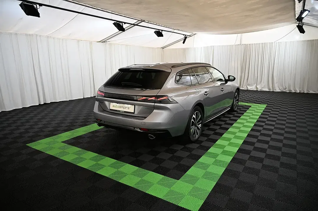 Peugeot 508 225 e-EAT8 PHEV Allure SW - Thumbnail 4