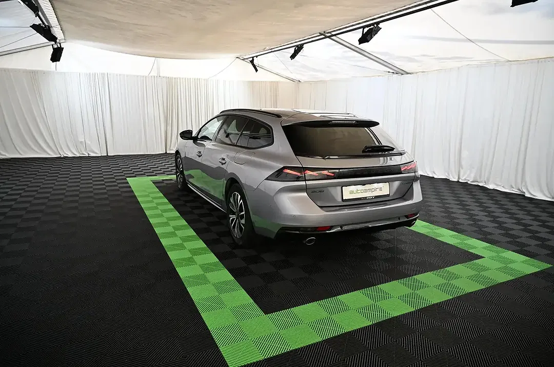 Peugeot 508 225 e-EAT8 PHEV Allure SW - Thumbnail 5