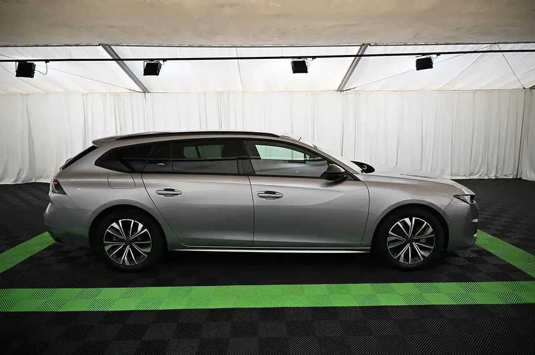 Peugeot 508 225 e-EAT8 PHEV Allure SW - Thumbnail 7