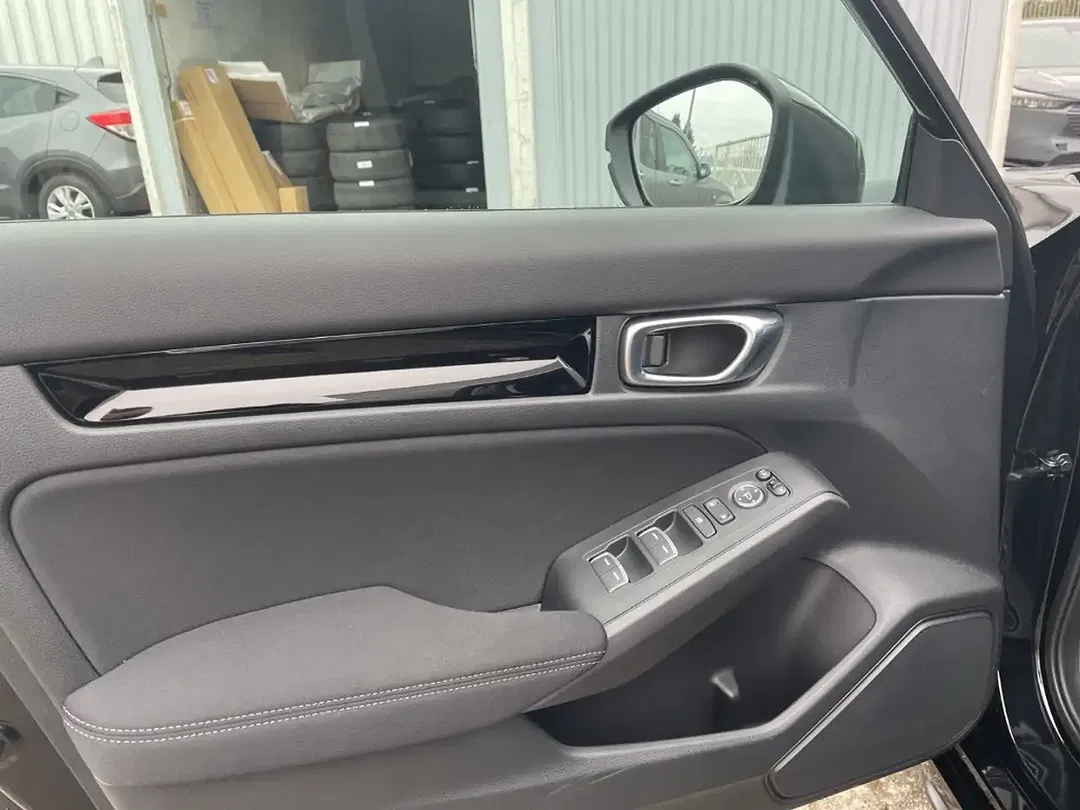 Honda Civic 2.0 Hybrid e:HEV Elegance - Thumbnail 13