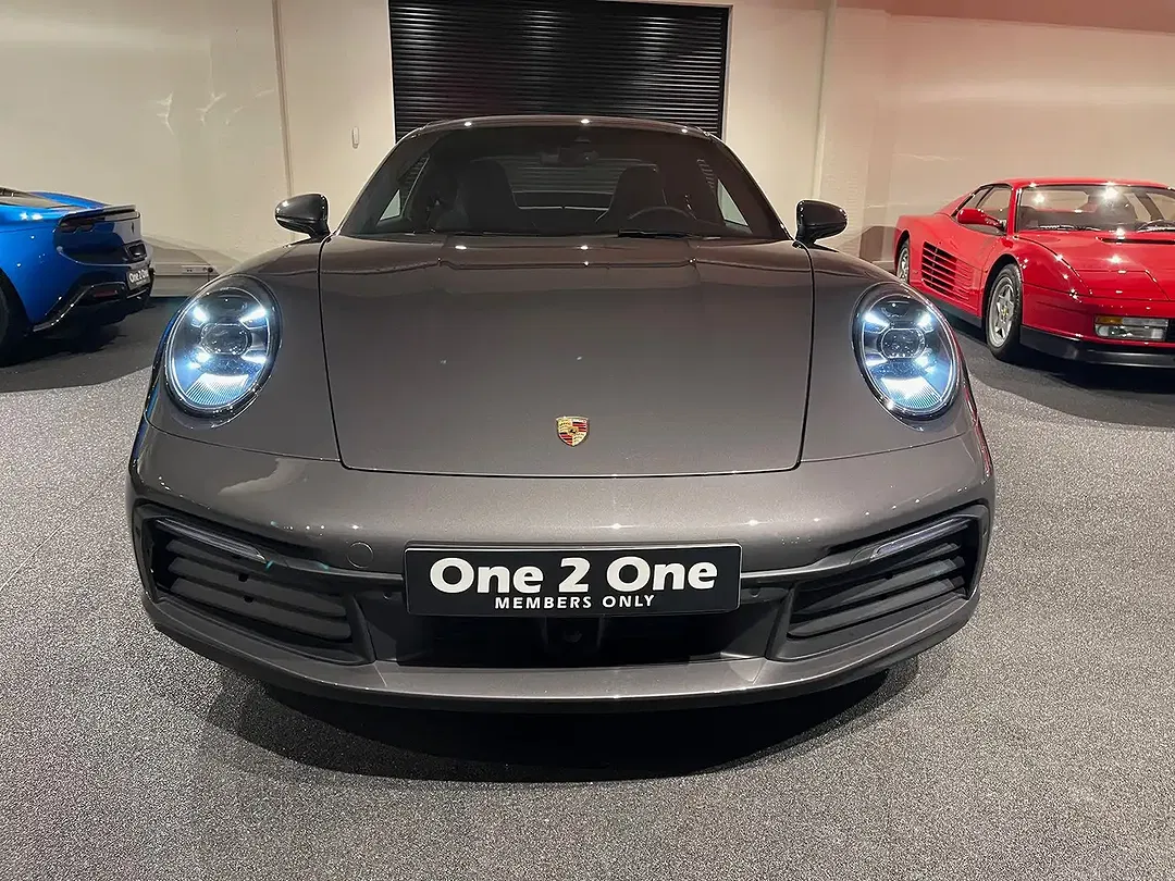 Porsche 992 PDK Carrera - Thumbnail 5