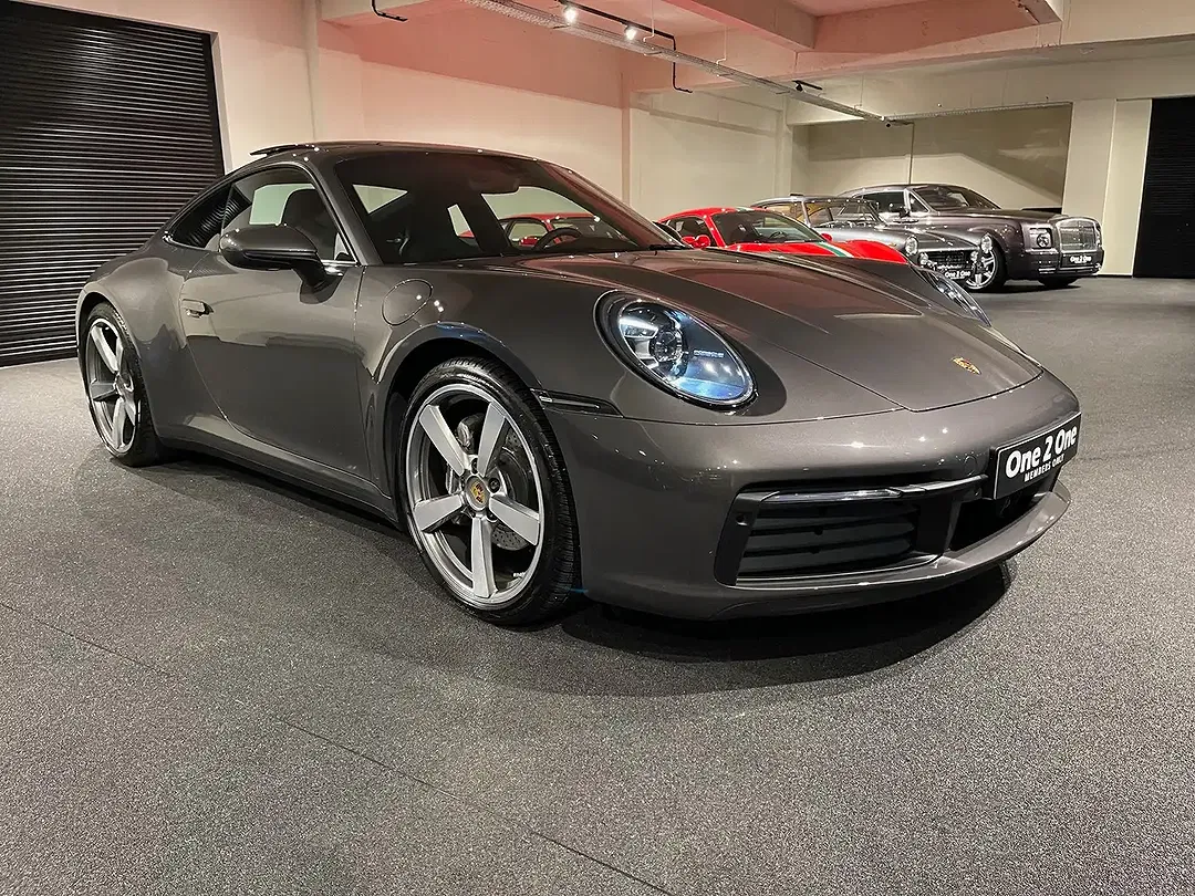 Porsche 992 PDK Carrera - Thumbnail 8