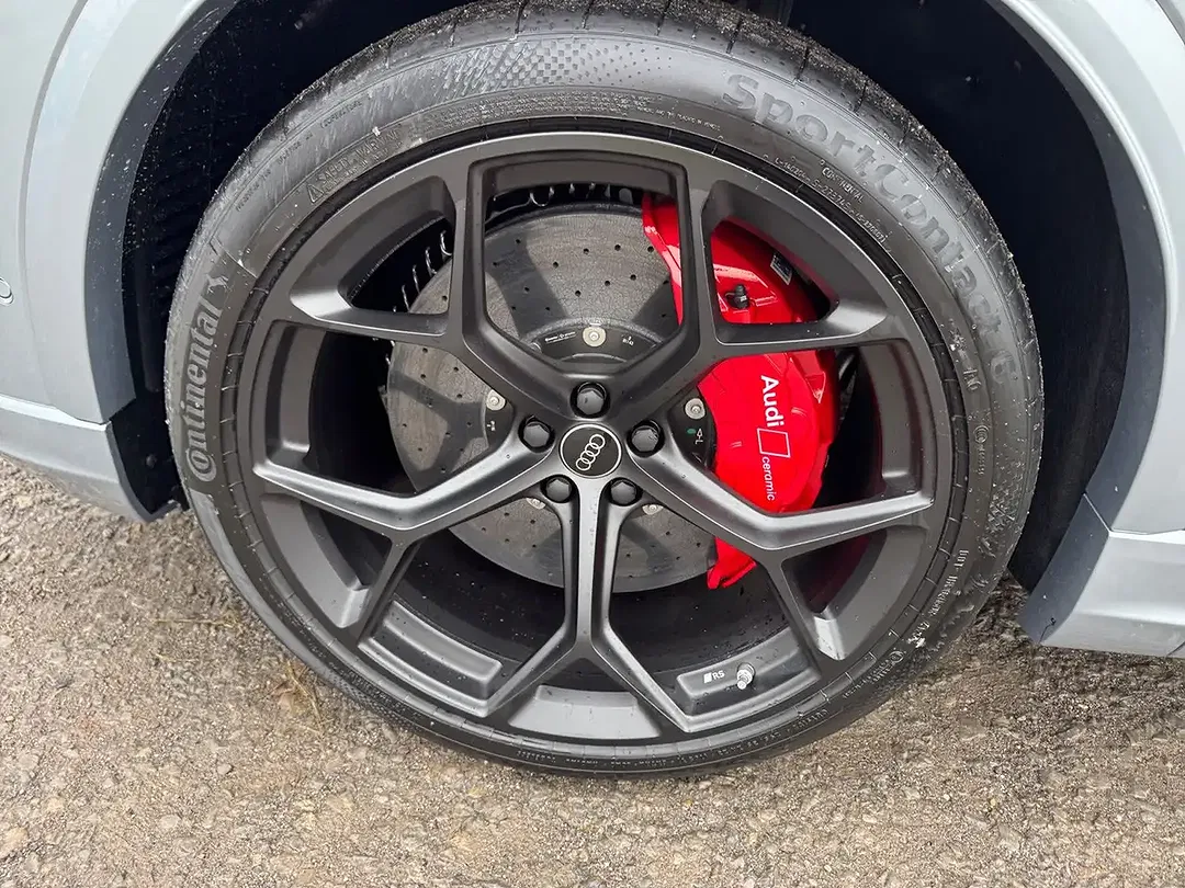 Audi RS Q8 quattro performance - foto 2