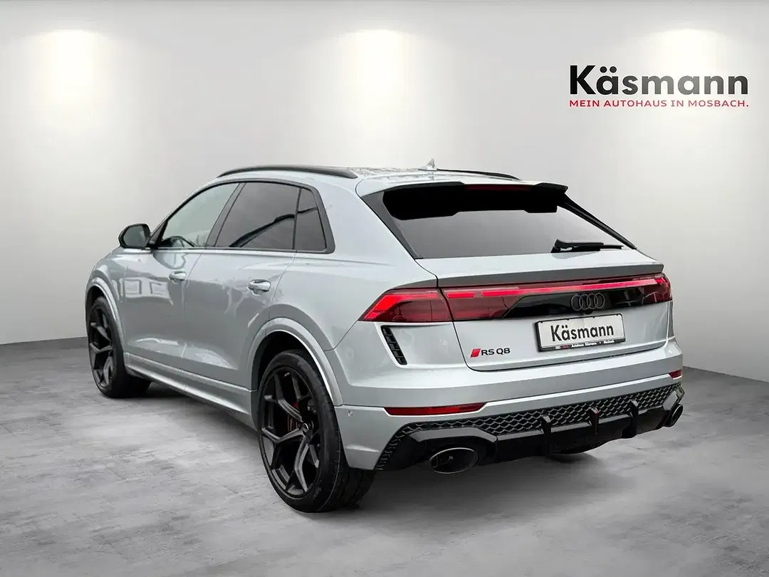Audi RS Q8 quattro performance - Thumbnail 3