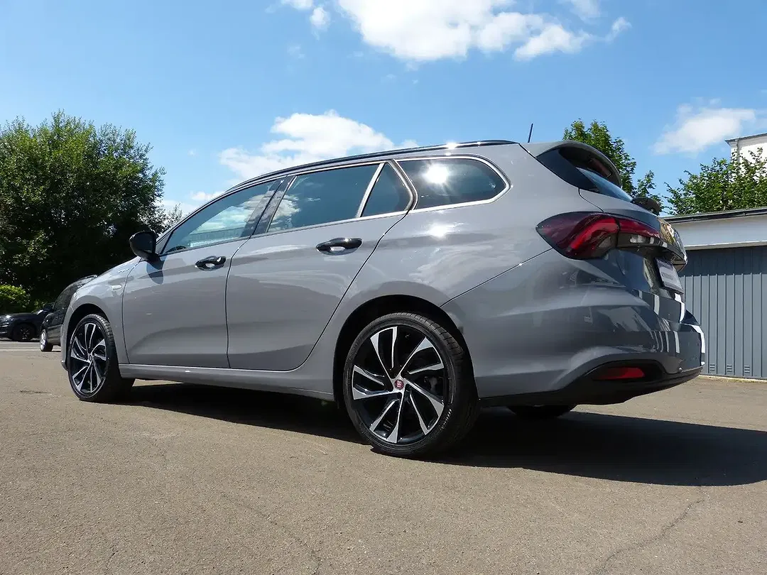 Fiat Tipo Sport - Thumbnail 3