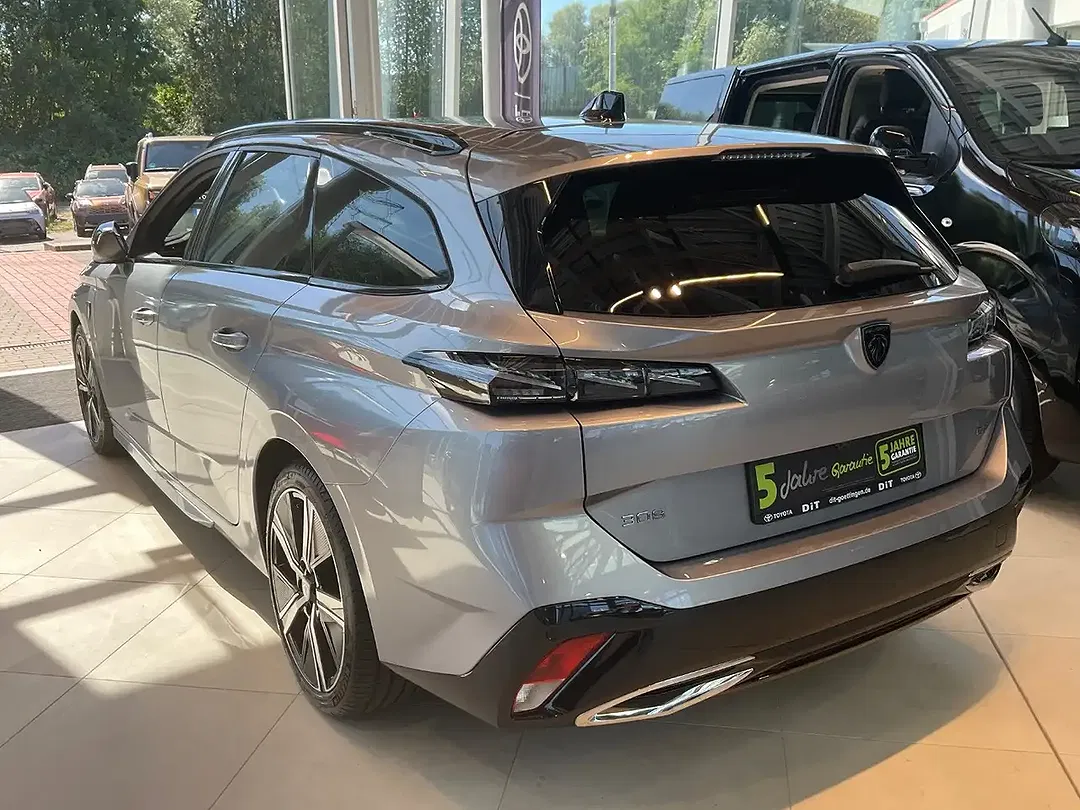 Peugeot 308 130 BlueHDi GT SW - Thumbnail 8