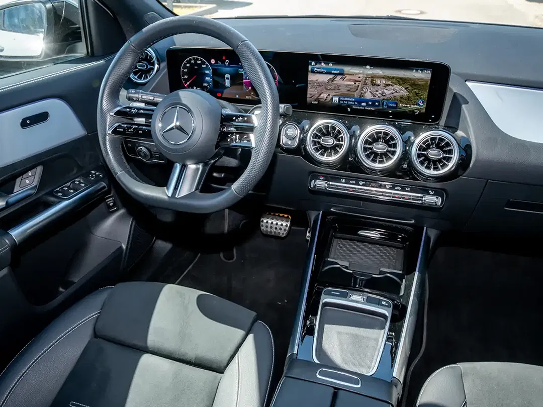 Mercedes-Benz GLA 200 AMG - Thumbnail 10