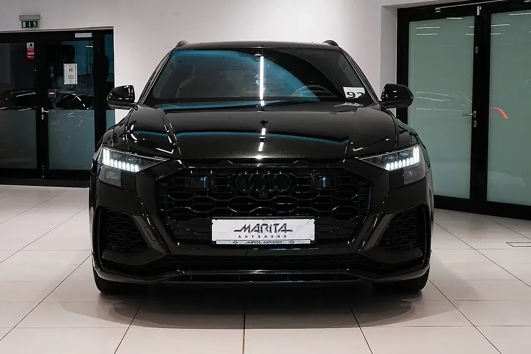 Audi RS Q8 - Thumbnail 9