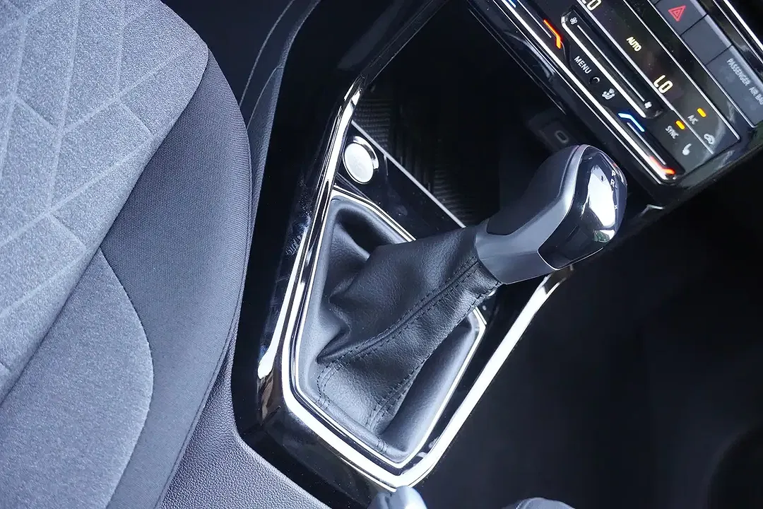 Volkswagen T-Cross 1.0 TSI DSG - Thumbnail 12