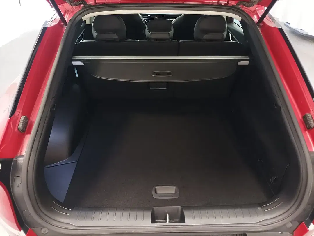 Kia EV6 - Thumbnail 6