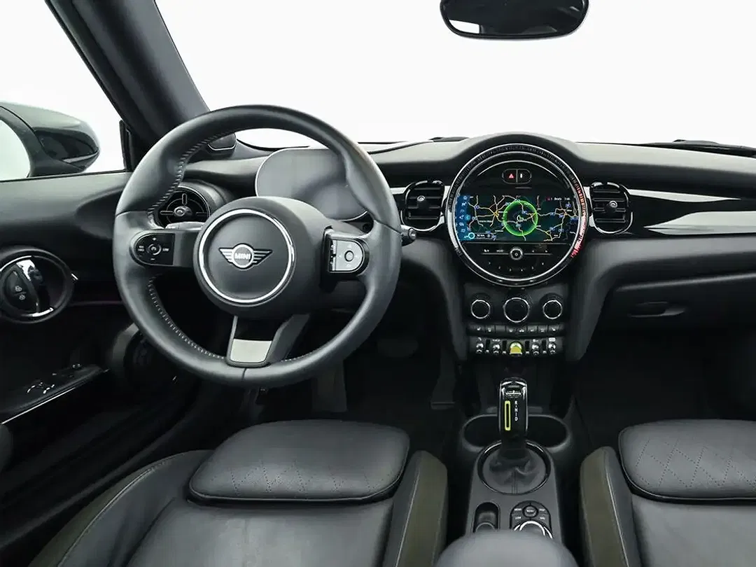 MINI Cooper SE - Thumbnail 12