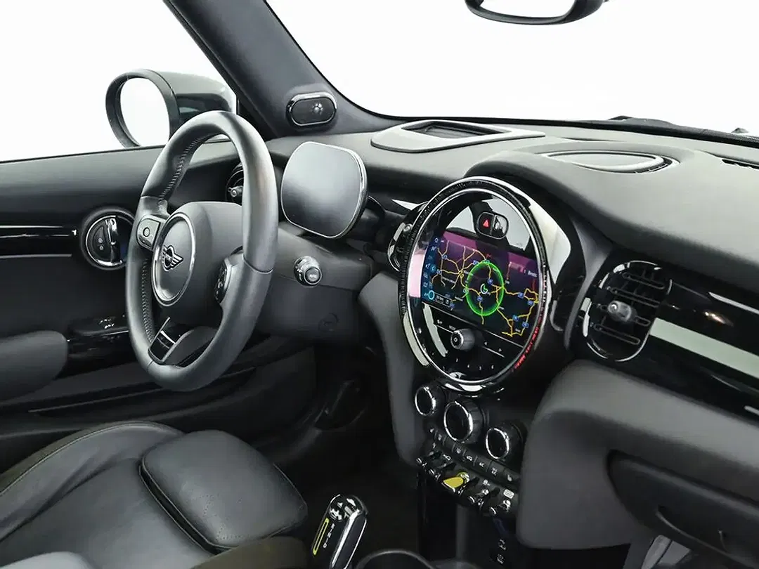 MINI Cooper SE - Thumbnail 18