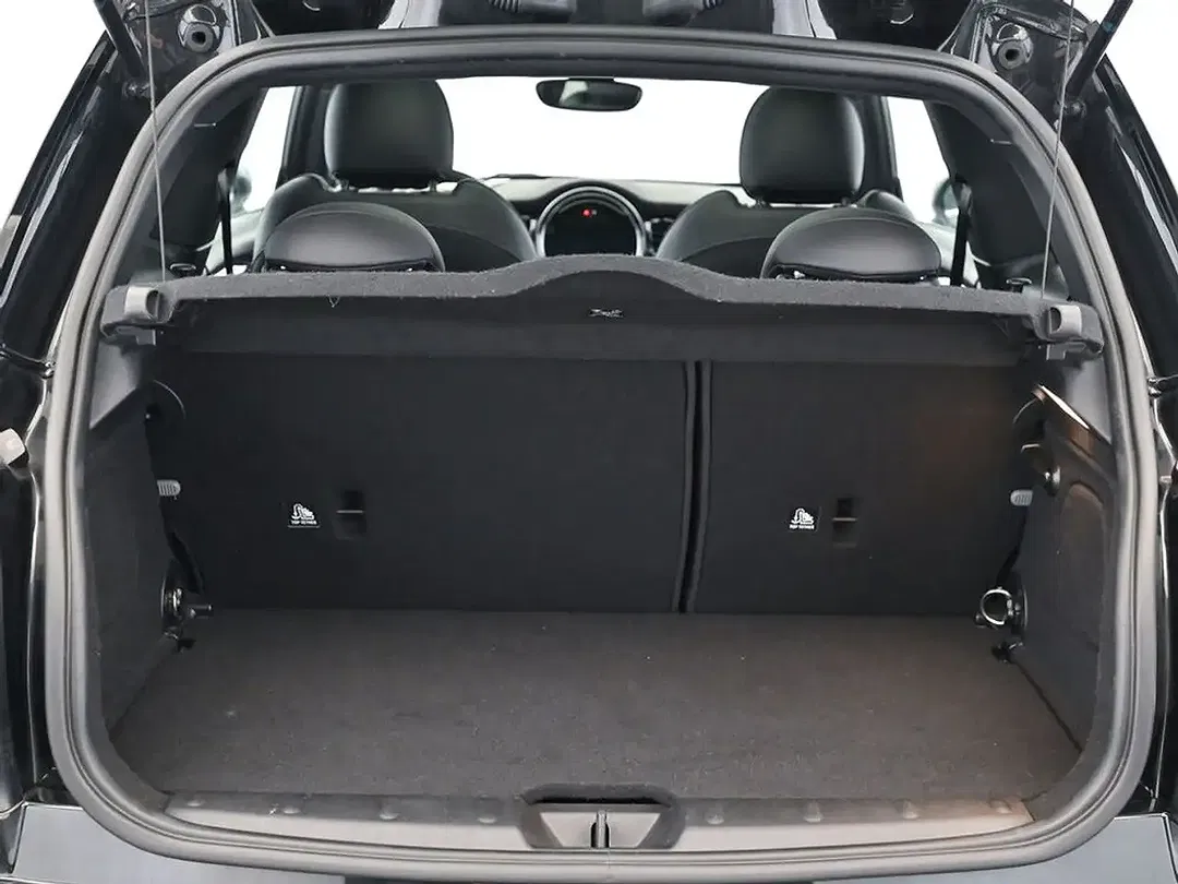 MINI Cooper SE - Thumbnail 22