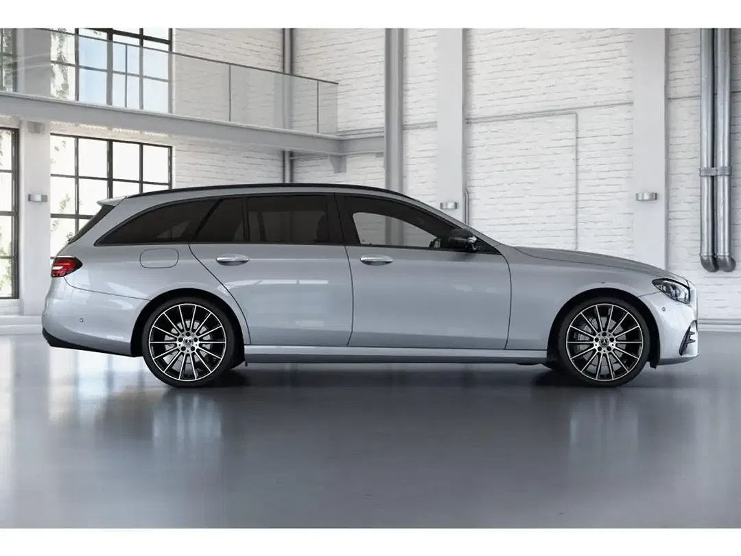 Mercedes-Benz E 300 4MATIC AMG Burmester Night - Thumbnail 3
