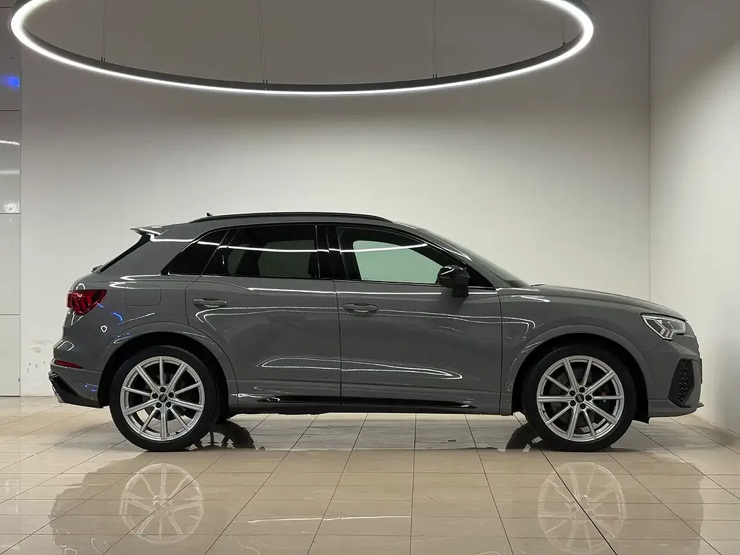 Audi RS Q3 2.5 TFSI quattro - Thumbnail 13
