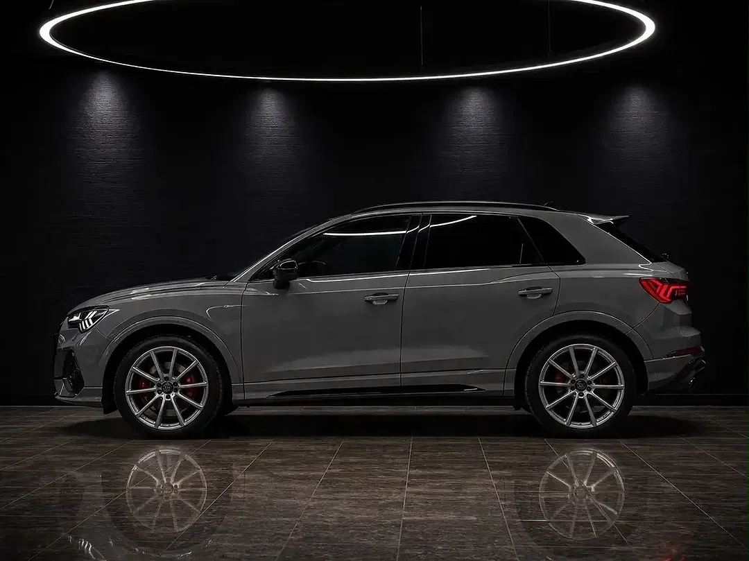 Audi RS Q3 2.5 TFSI quattro - Thumbnail 4