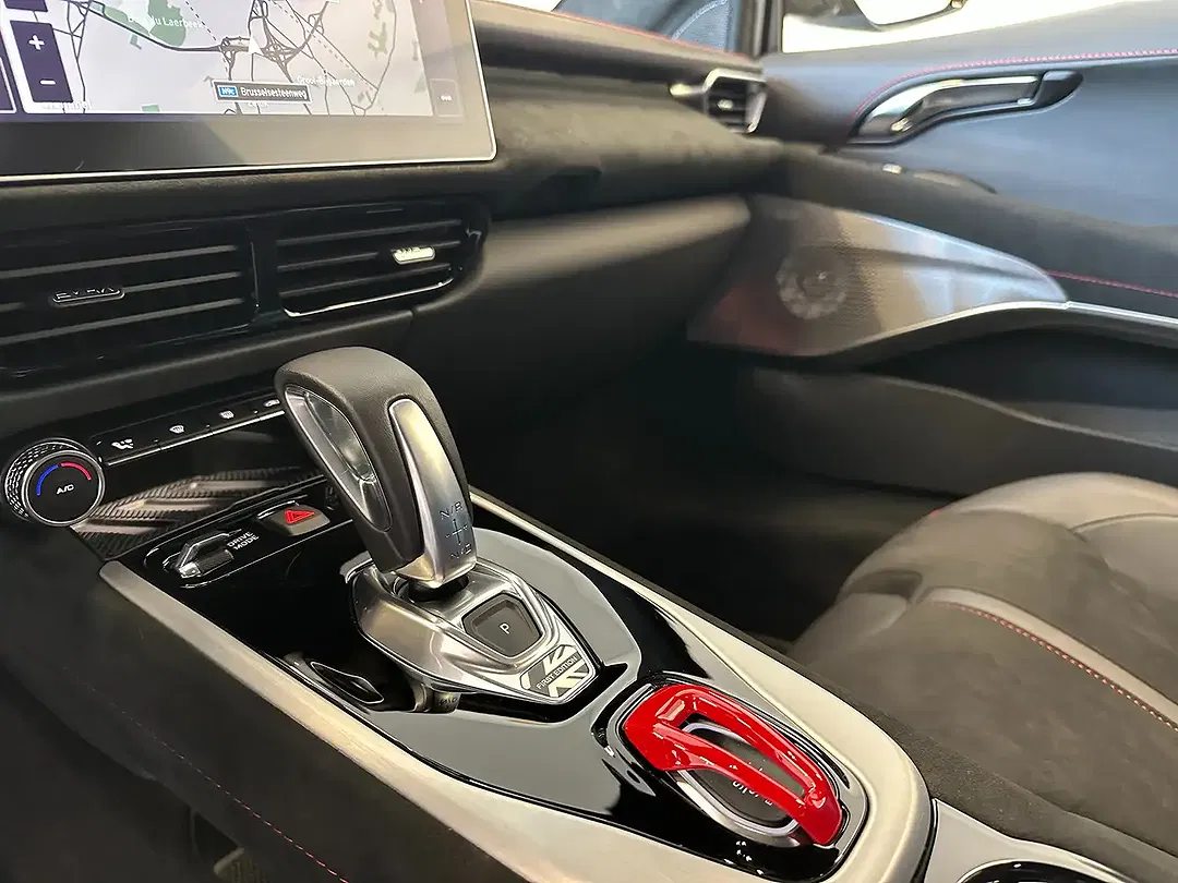 Lotus Emira 3.5 V6 - Thumbnail 12