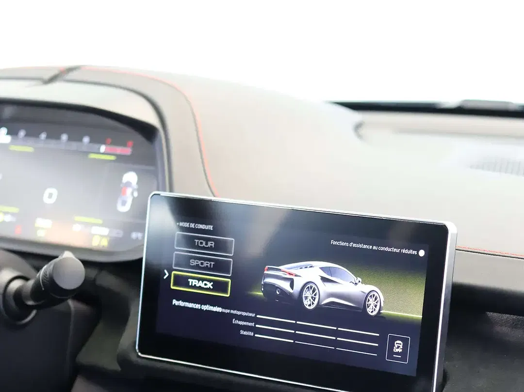 Lotus Emira 3.5 V6 - Thumbnail 13