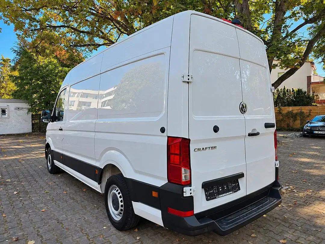 Volkswagen Crafter middellang hoog dak - Thumbnail 3