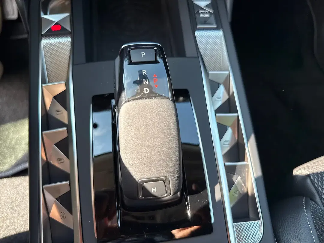 DS Automobiles DS 3 - Thumbnail 11