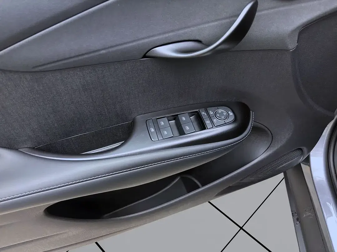 BYD Dolphin Comfort - Thumbnail 10