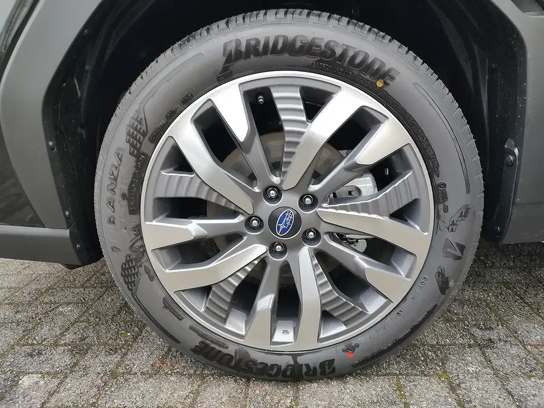 Subaru Forester 2.0 e-Boxer Platinum - Thumbnail 10