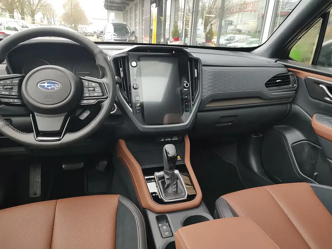Subaru Forester 2.0 e-Boxer Platinum - Thumbnail 13