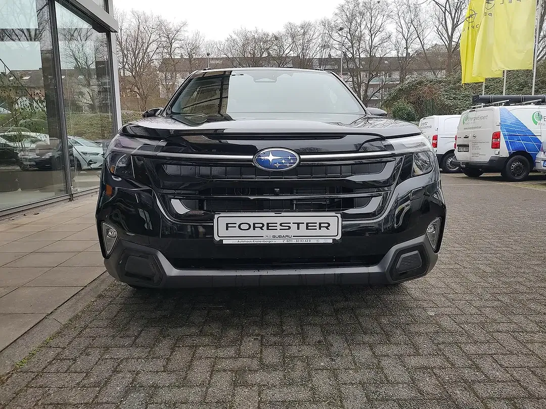 Subaru Forester 2.0 e-Boxer Platinum - foto 2