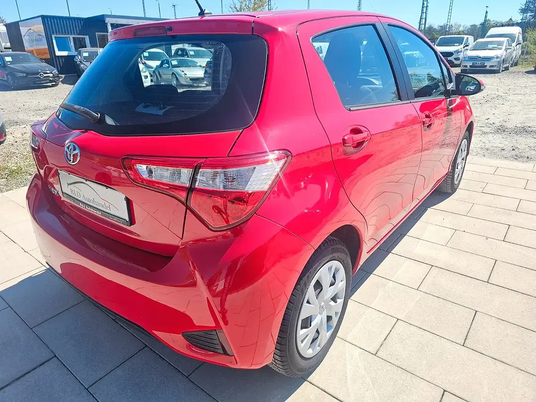 Toyota Yaris Comfort - Thumbnail 7