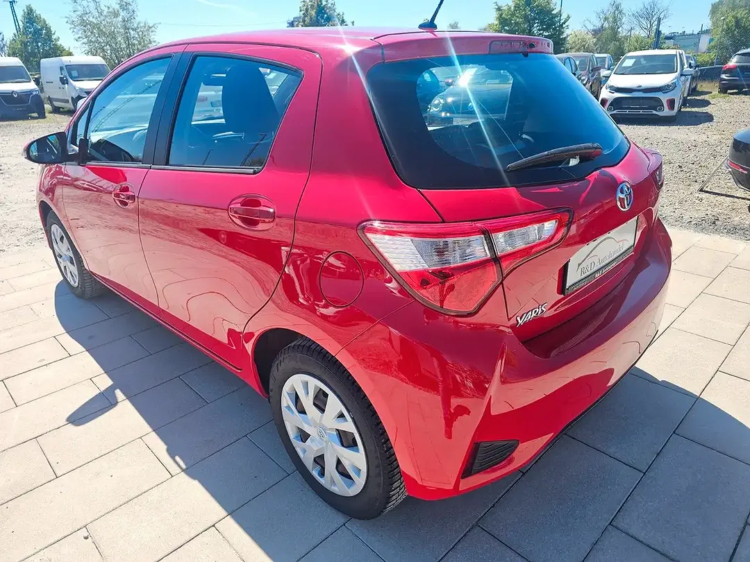 Toyota Yaris Comfort - Thumbnail 8