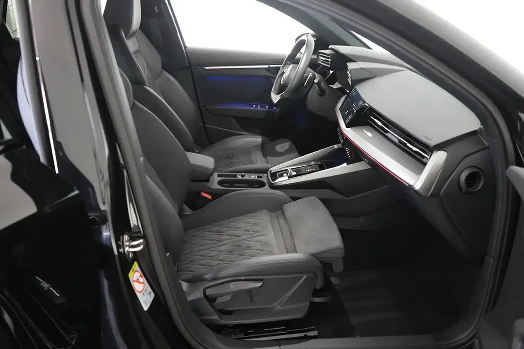 Audi RS3 2.5 TFSI S tronic quattro Matrix LED - Thumbnail 9