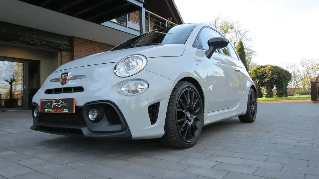 Abarth 500 - Thumbnail 9