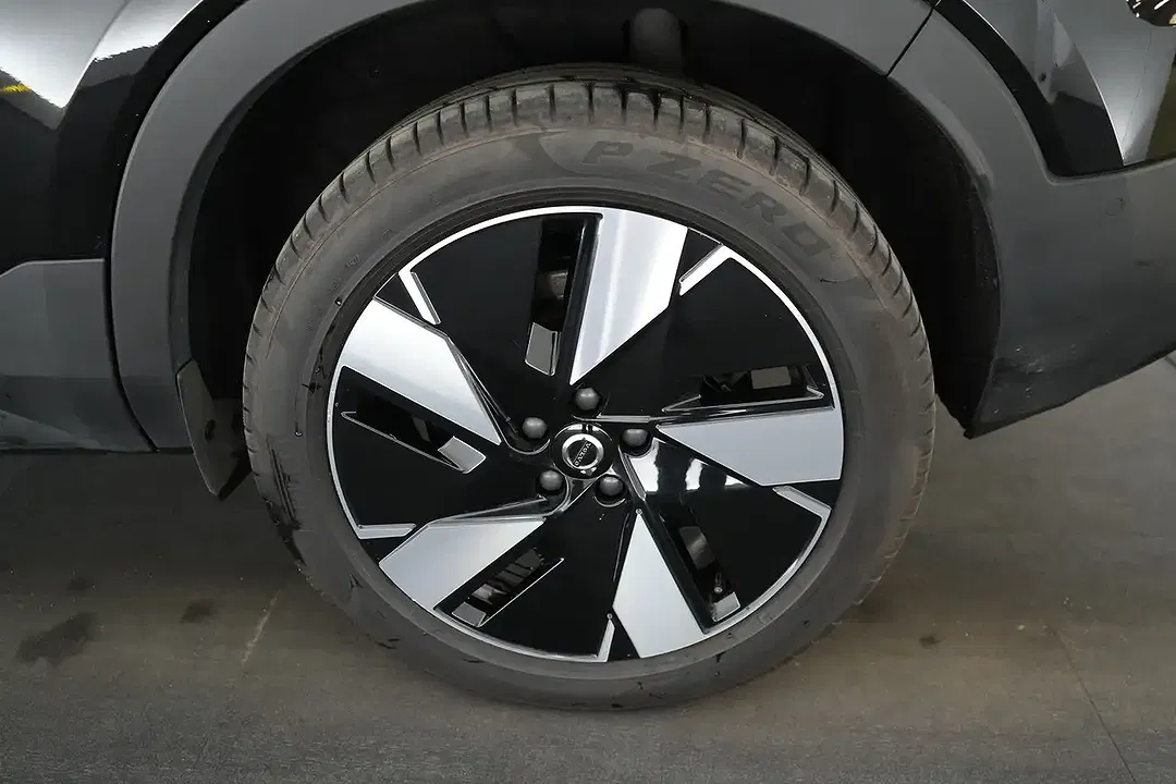 Volvo EX40 Single Motor Extended Range Plus Dark - Thumbnail 12