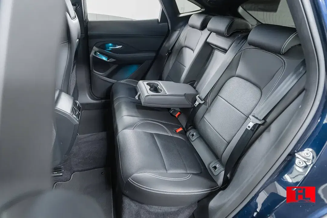 Jaguar E-Pace P200 4x4 R-Dynamic S - Thumbnail 7