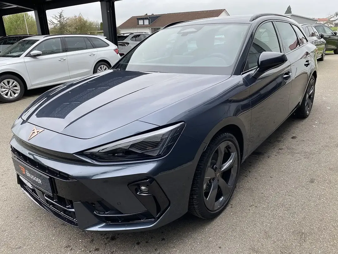 CUPRA Leon 1.5 eTSI DSG Sportstourer - Thumbnail 1