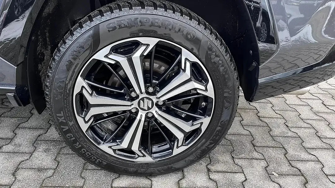 Suzuki Across Hybrid Comfort+ - Thumbnail 11