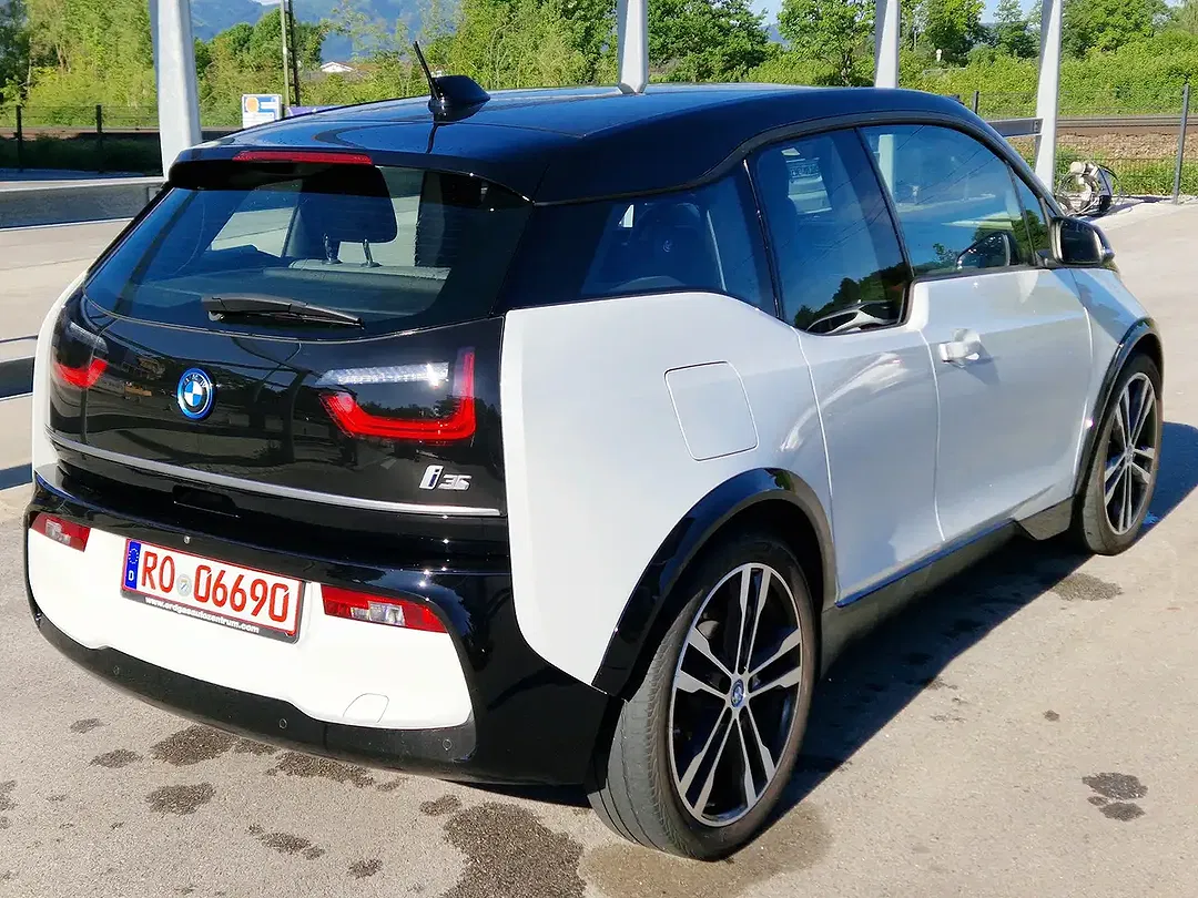 BMW i3 - Thumbnail 5