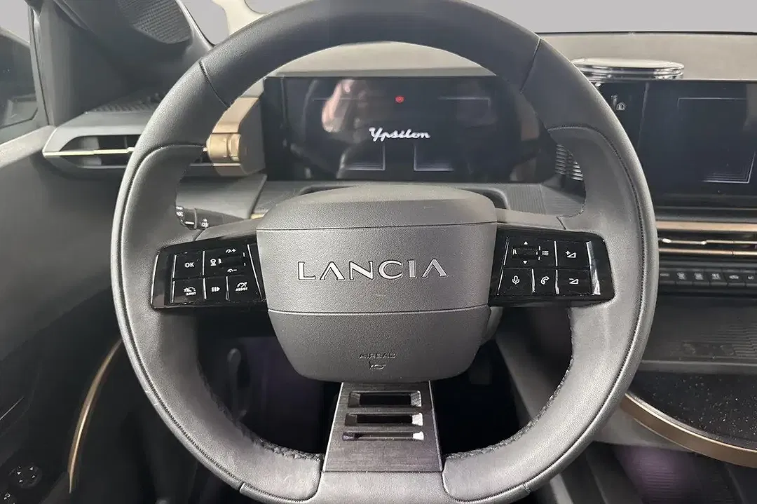 Lancia Ypsilon EV LX - Thumbnail 11