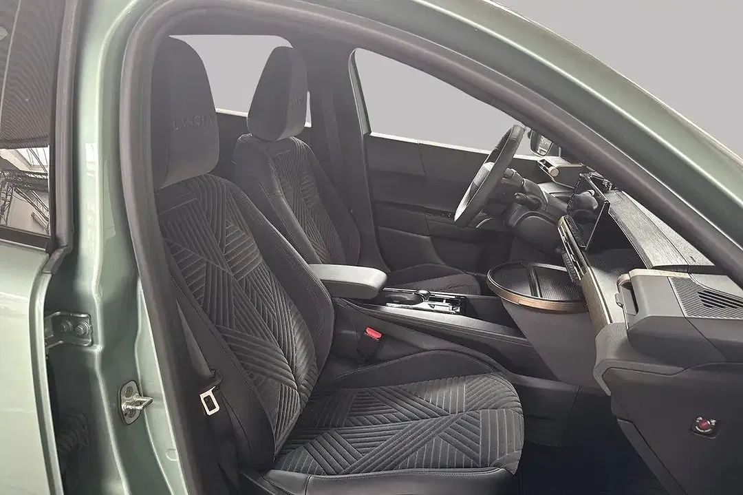 Lancia Ypsilon EV LX - Thumbnail 7