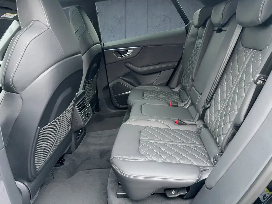Audi Q8 TFSI e tiptronic quattro S line - Thumbnail 12