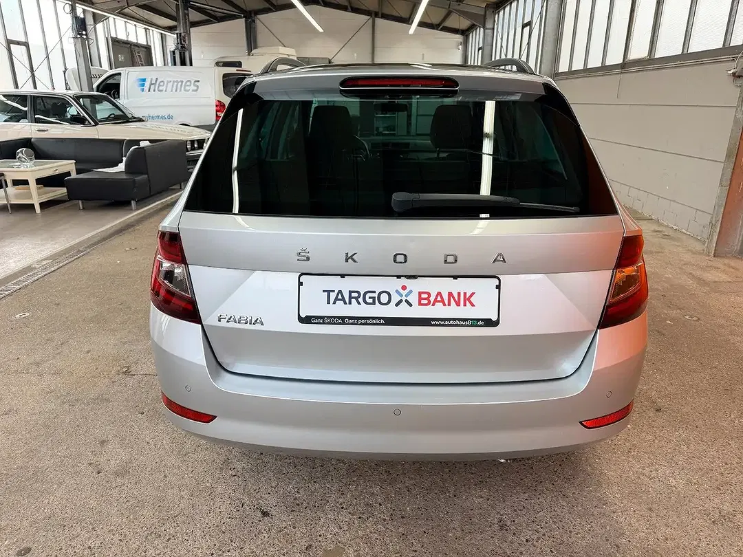 Skoda Fabia Combi Drive - Thumbnail 6