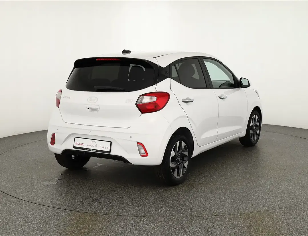 Hyundai i10 1.0 - Thumbnail 4