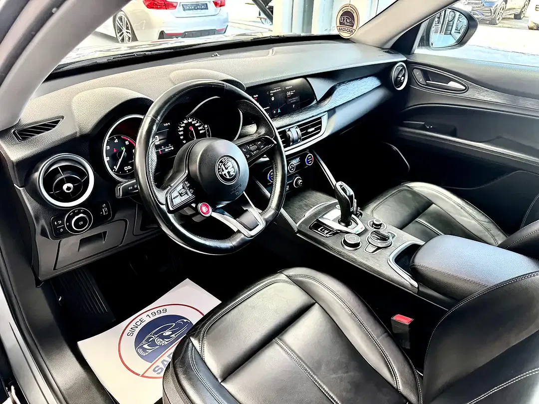 Alfa Romeo Stelvio 2.2 Super - Thumbnail 8