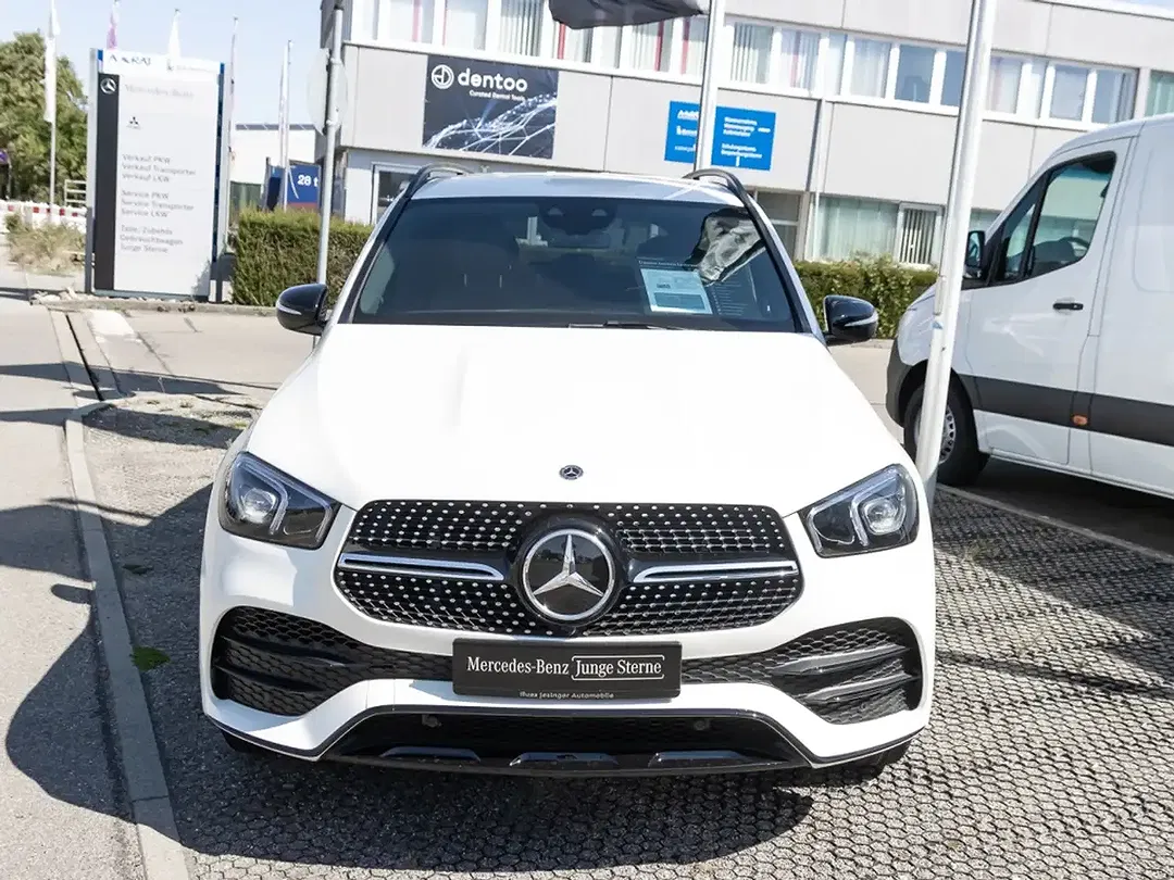 Mercedes-Benz GLE 580 4MATIC MBUX AMG Line Night - Thumbnail 9