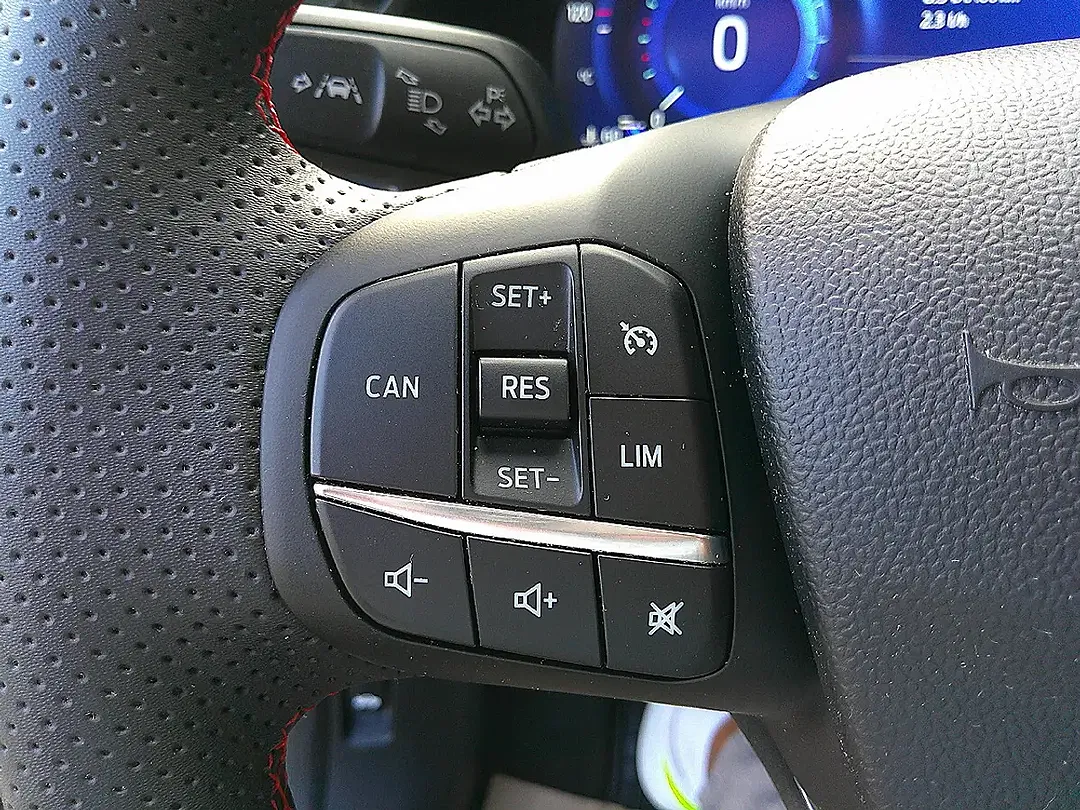 Ford Puma 1.0 EcoBoost Hybrid ST-Line - Thumbnail 11