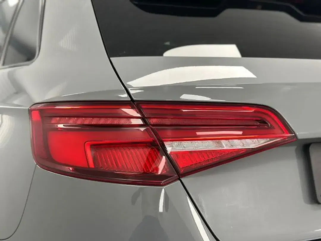 Audi RS3 2.5 TFSI quattro RS Sportback - Thumbnail 10