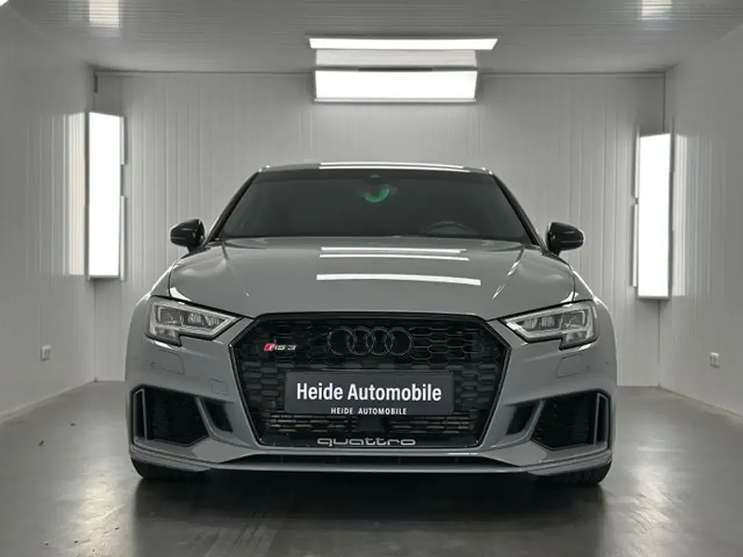 Audi RS3 2.5 TFSI quattro RS Sportback - foto 2